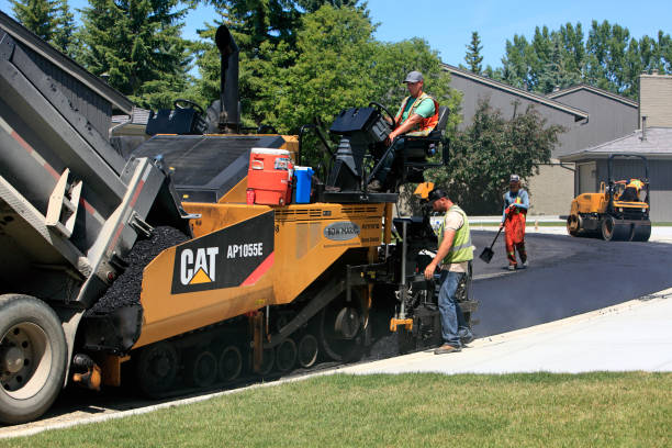Best Affordable Driveway Pavers  in Oblong, IL